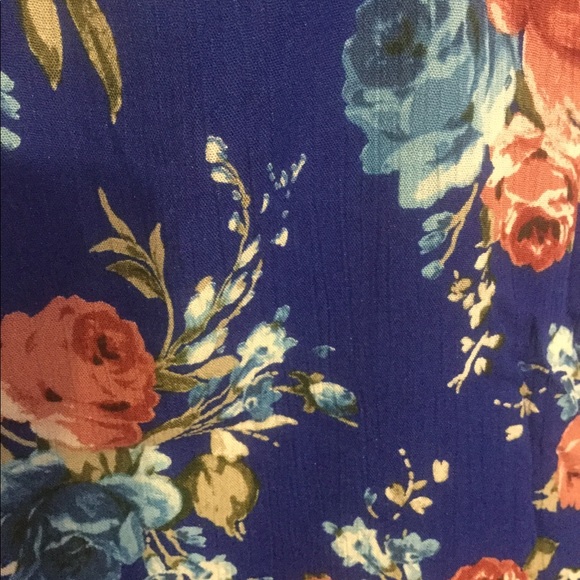 ❌DONATED❌Royal Blue Floral Print Ruffled Strap Design Tunic Top - Picture 8 of 10